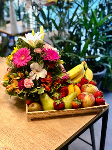 Canasta de Frutas y Flores