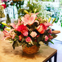 Cargar imagen en el visor de la galería, Rivera Flores Canasta Pink